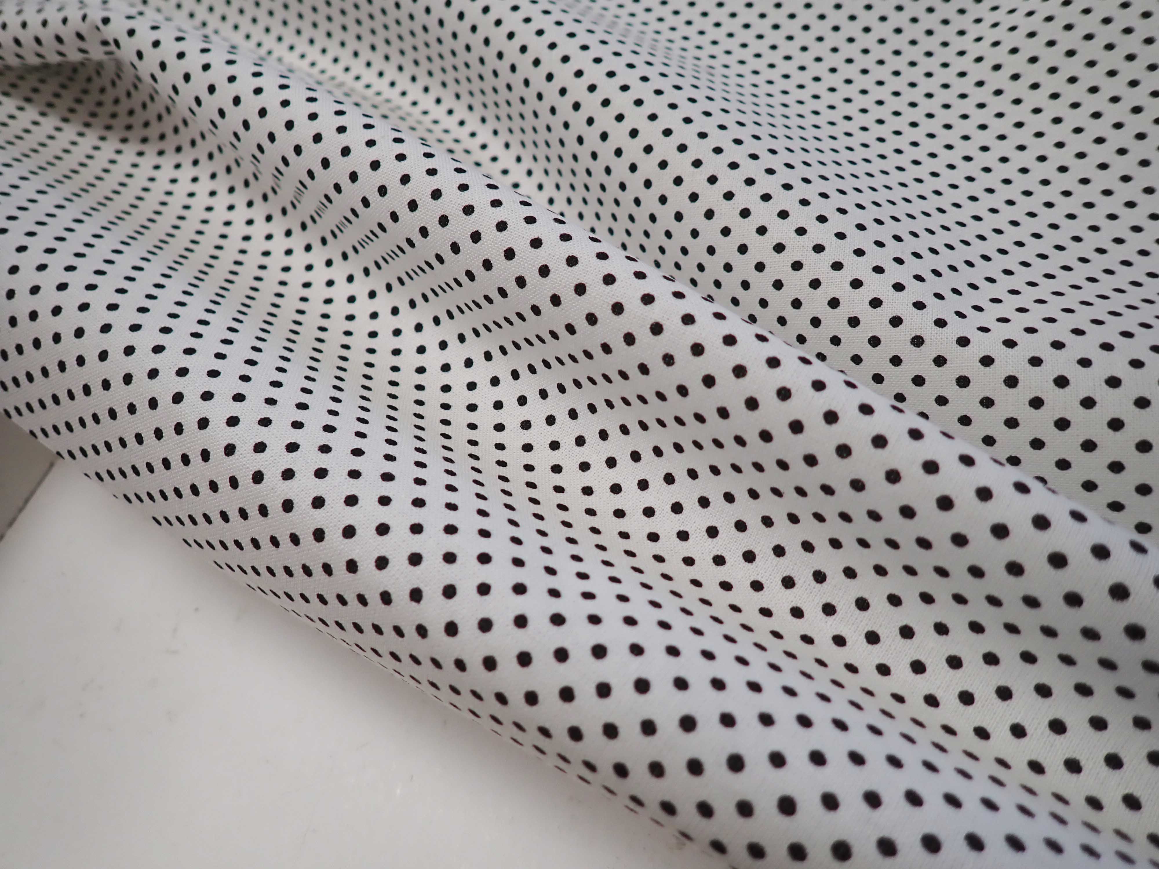 LÁTKA - BÍLÁ + ČERNÝ PUNTÍK