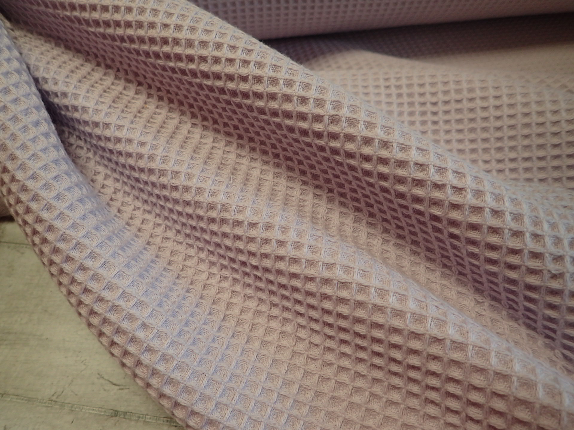 LÁTKA - WAFFLE - STAROFIALOVÁ