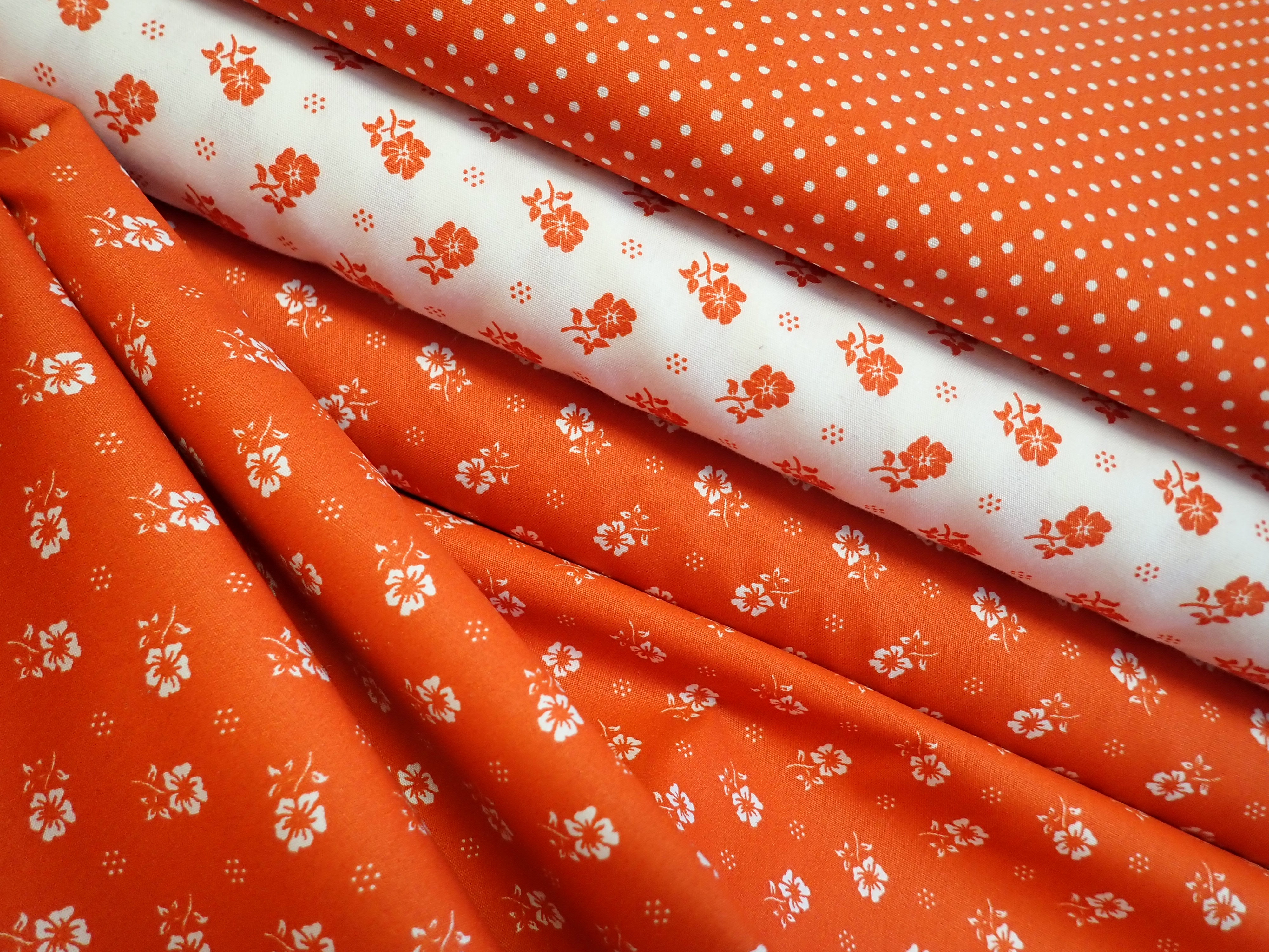 LÁTKA - TERAKOTA PUNTÍK