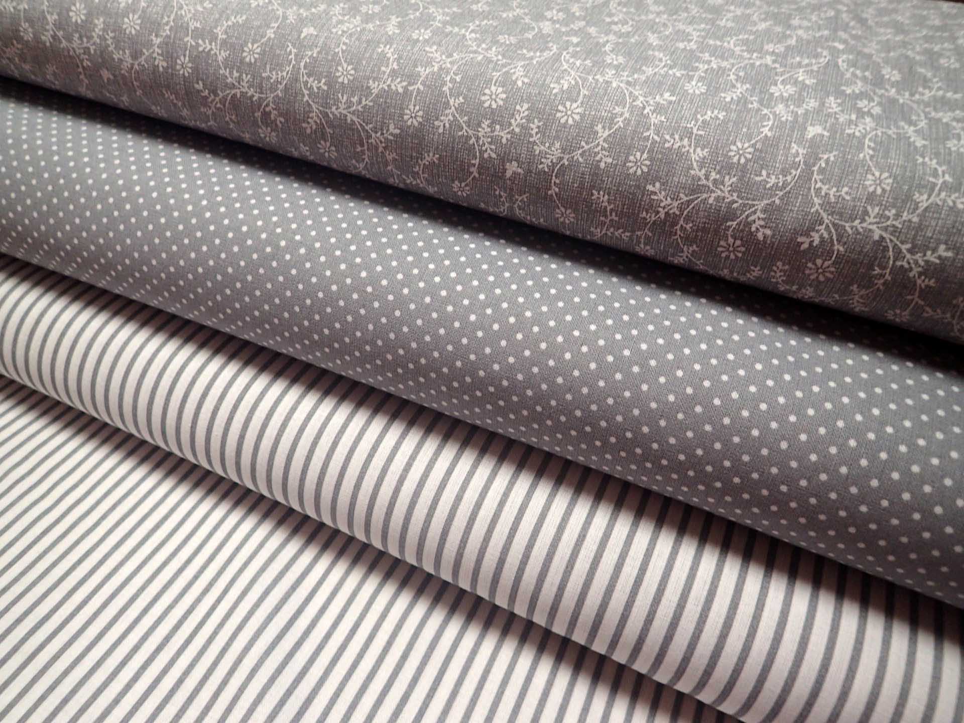 LÁTKA - STŘEDNĚ ŠEDÝ PUNTÍK