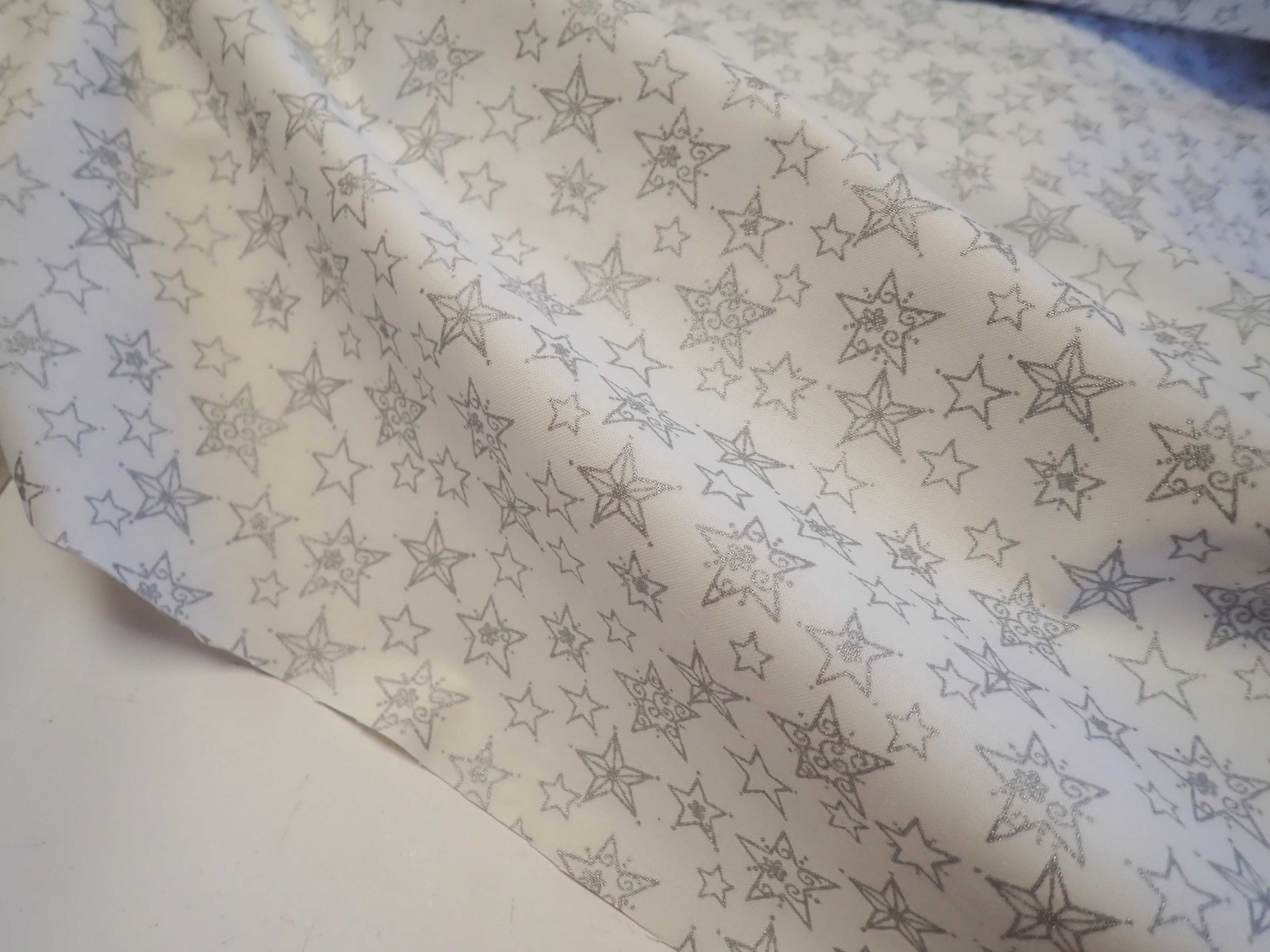 LÁTKA - VÁNOČNÍ - STŘÍBRNÉ HVĚZDIČKY