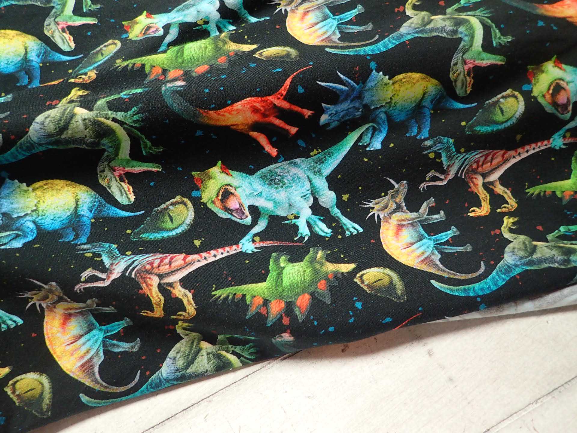 TEPLÁKOVINA - FOTOTISK - DINOSAUŘI