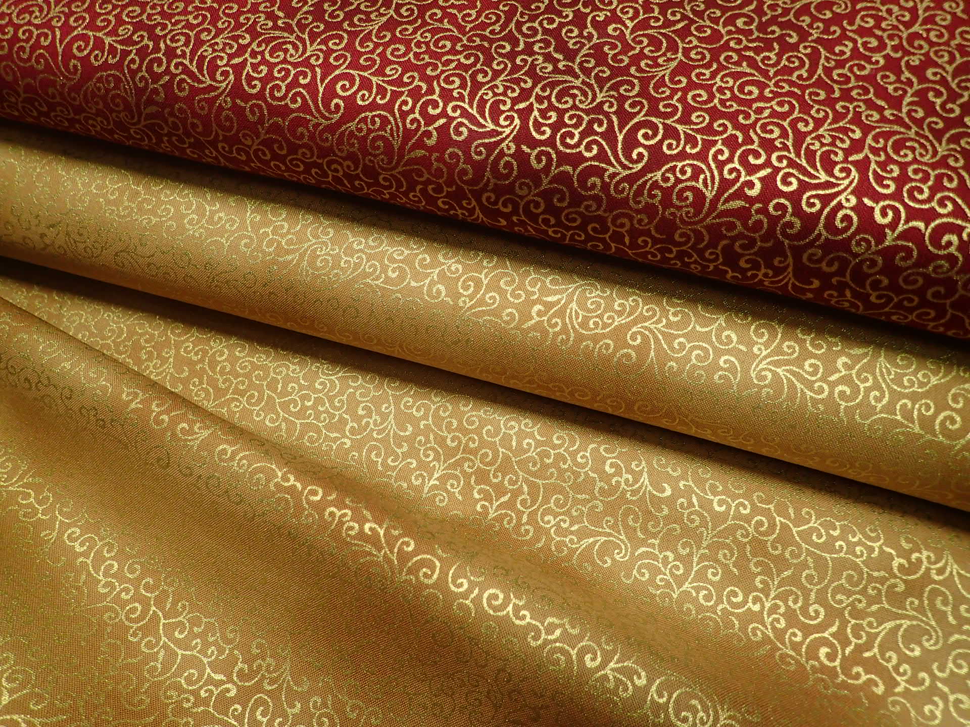 LÁTKA - VÁNOČNÍ - ZLATÁ