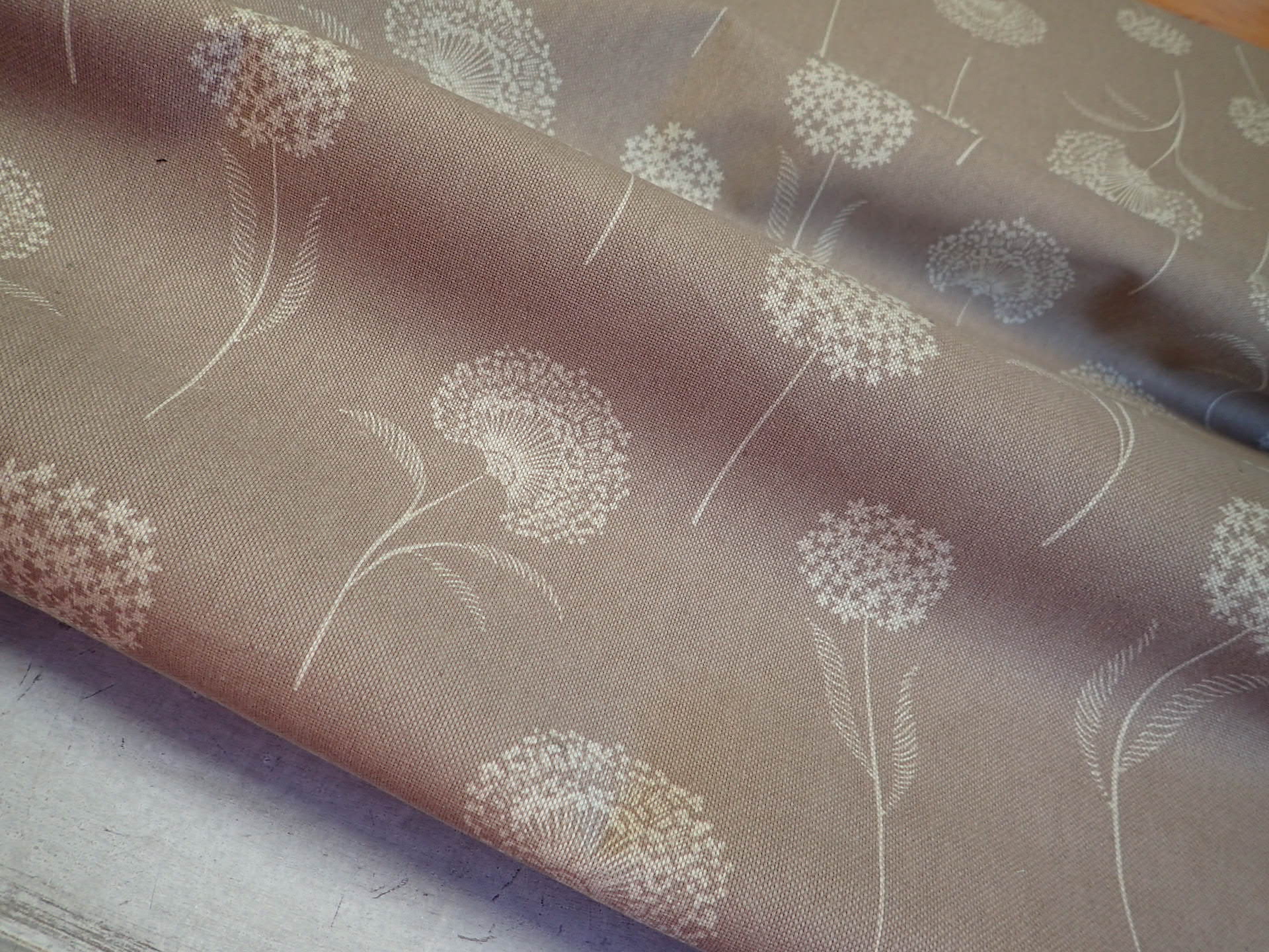 LÁTKA - REŽNÁ - BÉŽOVÁ + CHMÝŘÍ