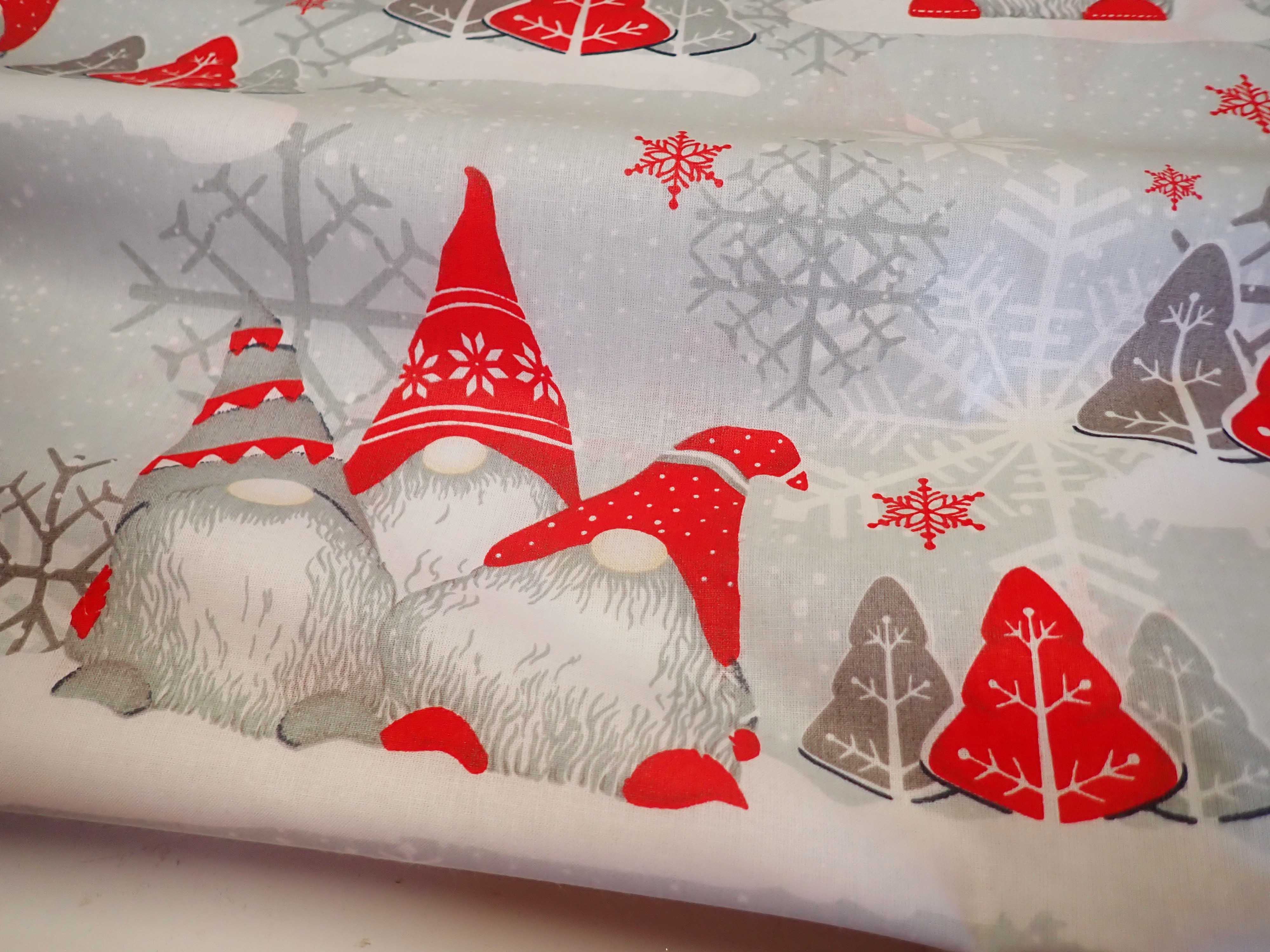 LÁTKA - VÁNOČNÍ - SKŘÍTKOVÉ