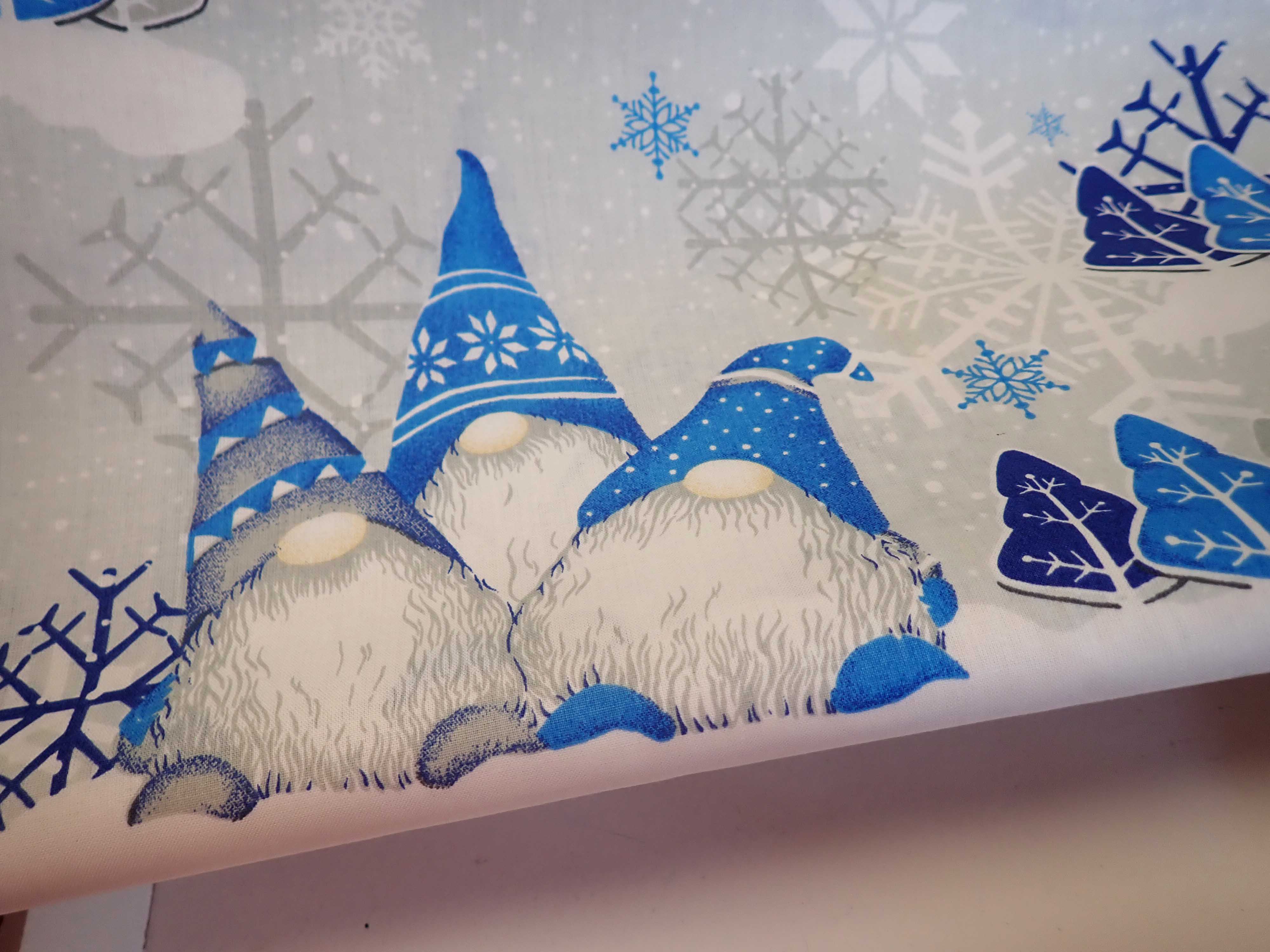 LÁTKA - VÁNOČNÍ - SKŘÍTKOVÉ