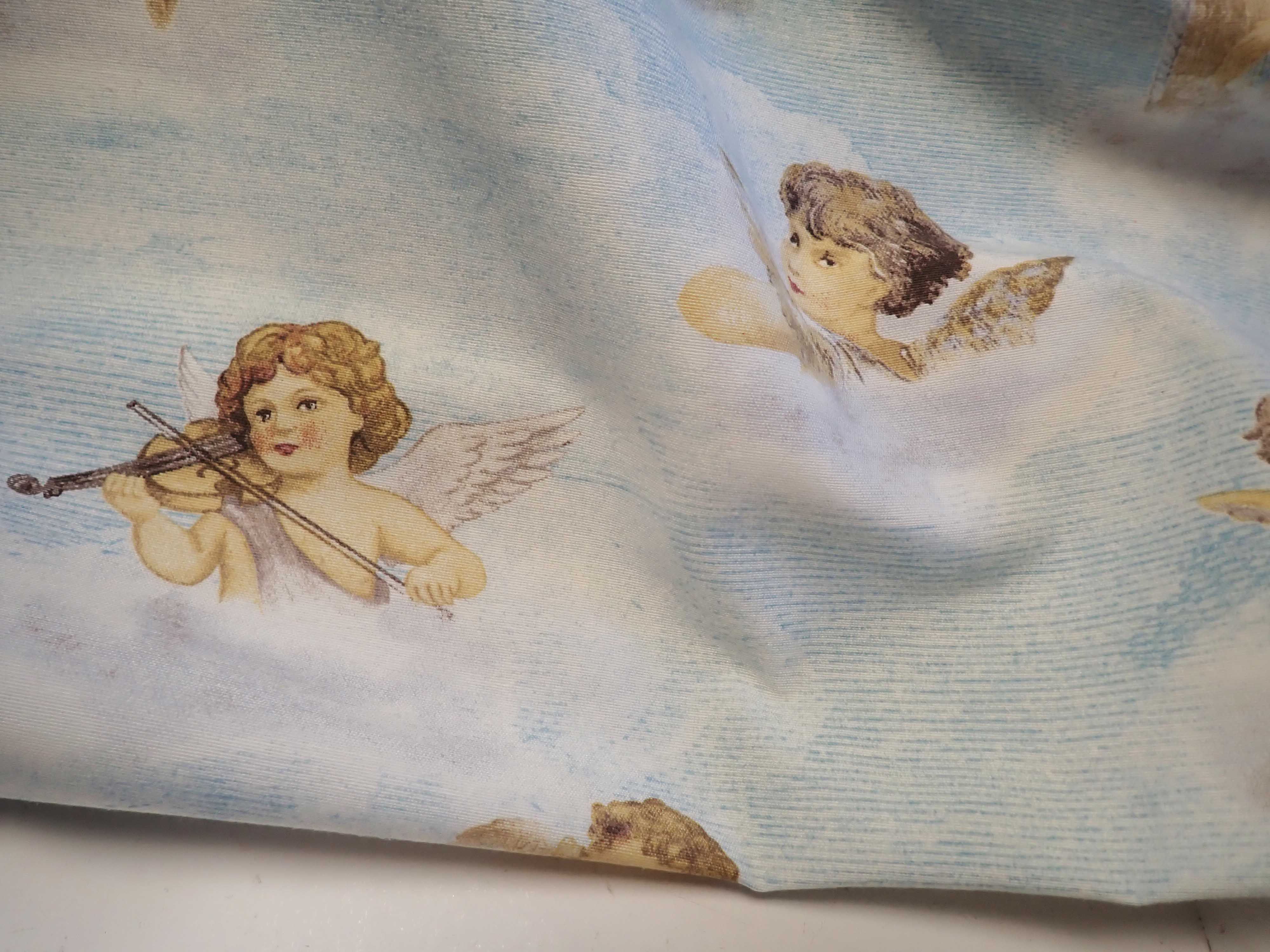 LÁTKA - POTAHOVKA - ANDÍLCI