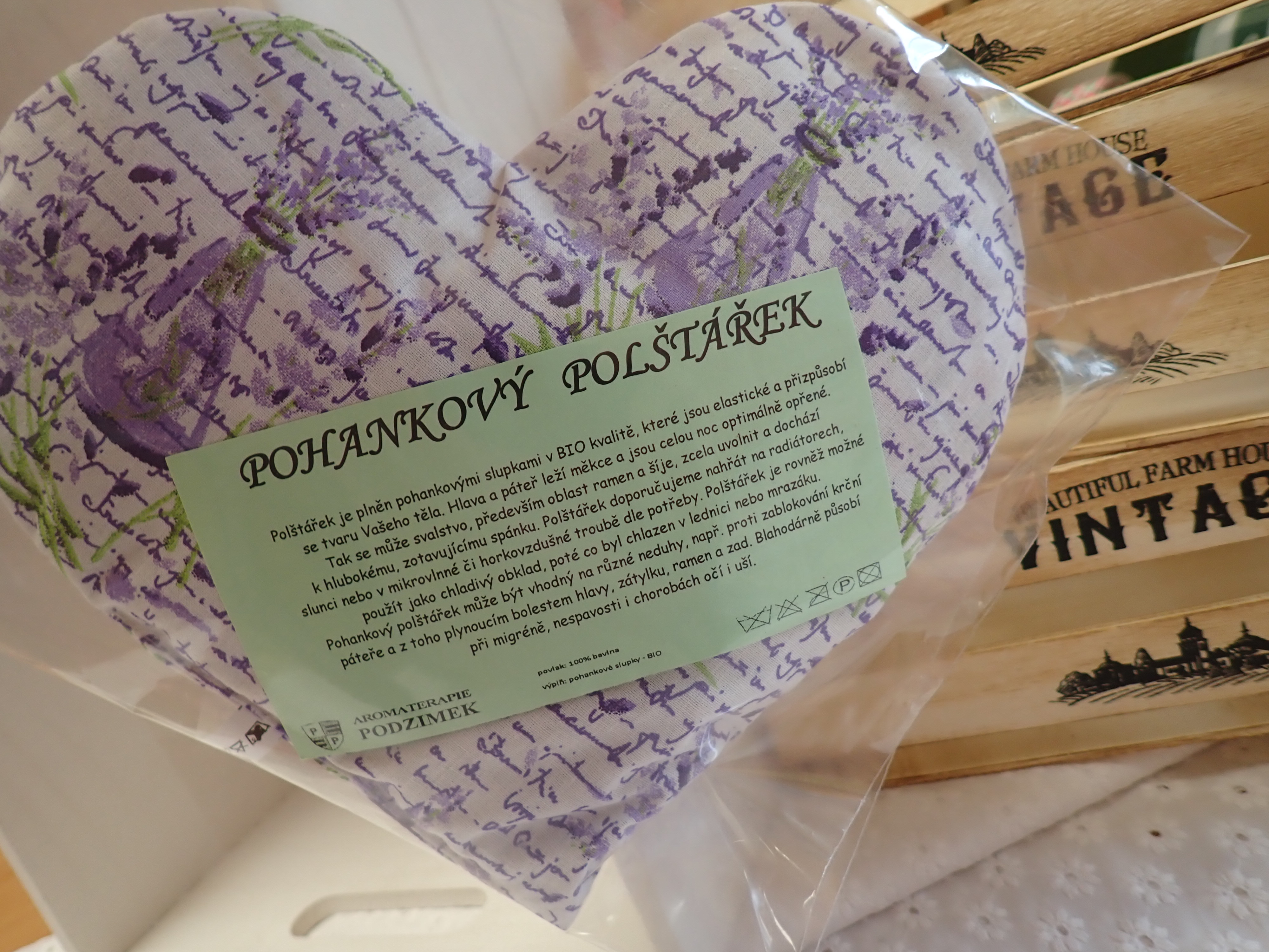 NAHŘÍVACÍ POHANKOVÝ POLŠTÁŘEK - SRDÍČKO