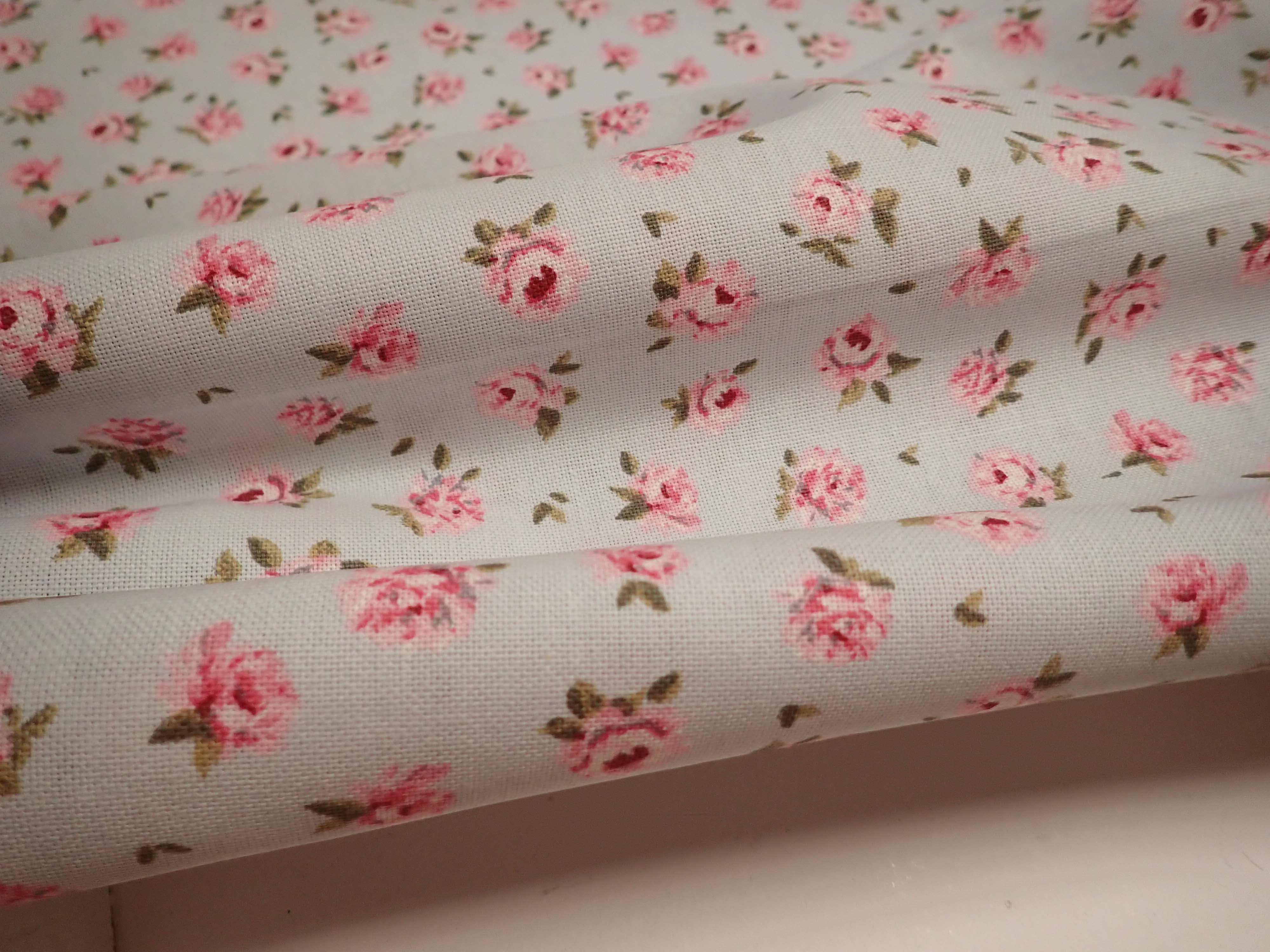 LÁTKA - REŽNÁ - MODRÁ + KYTIČKY