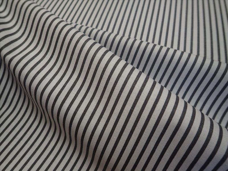 LÁTKA - PROUŽKY - TMAVĚ ŠEDÝ