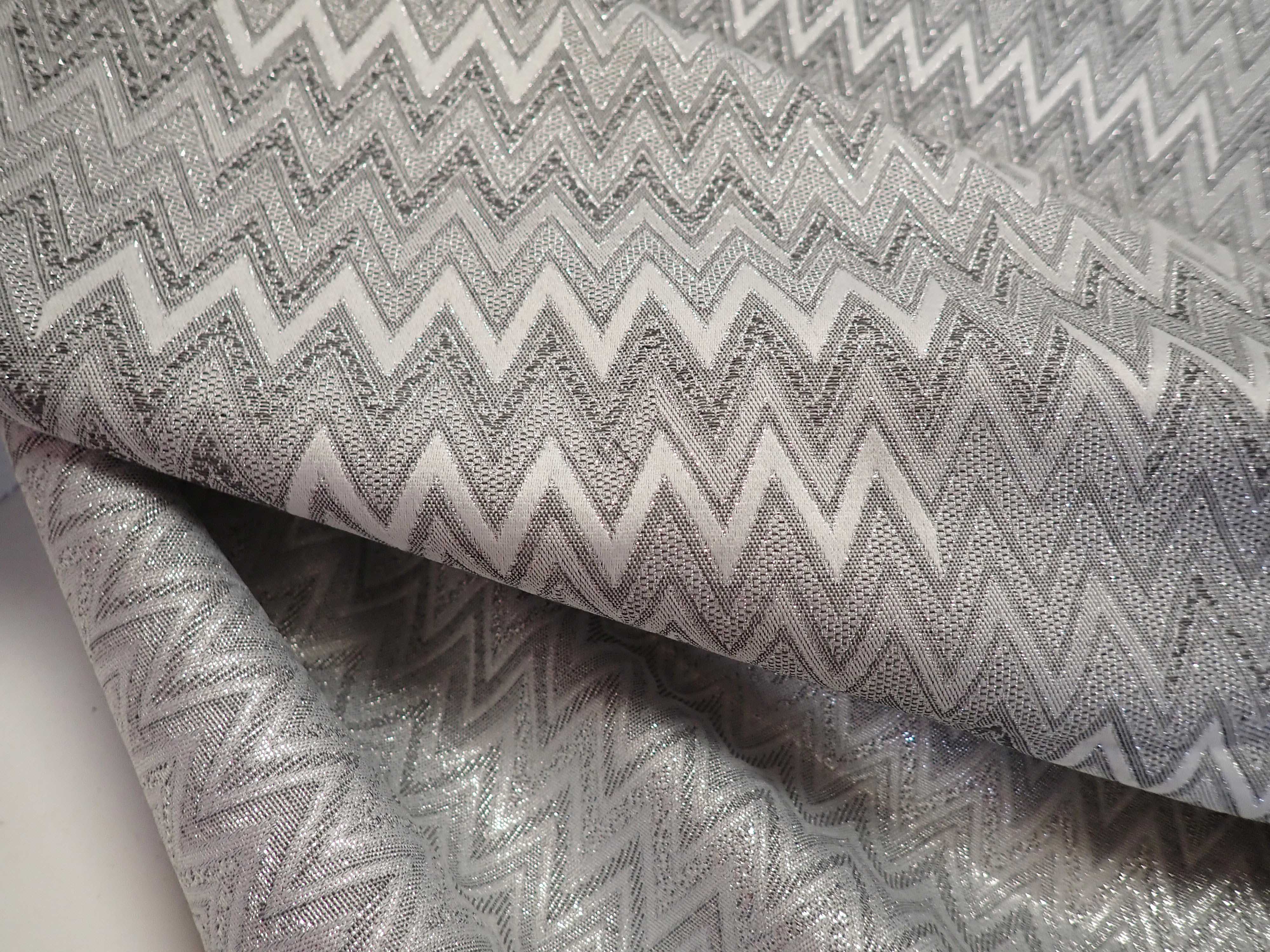 LÁTKA - POTAHOVKA - CHEVRON - VÁNOČNÍ - STŘÍBRNÁ