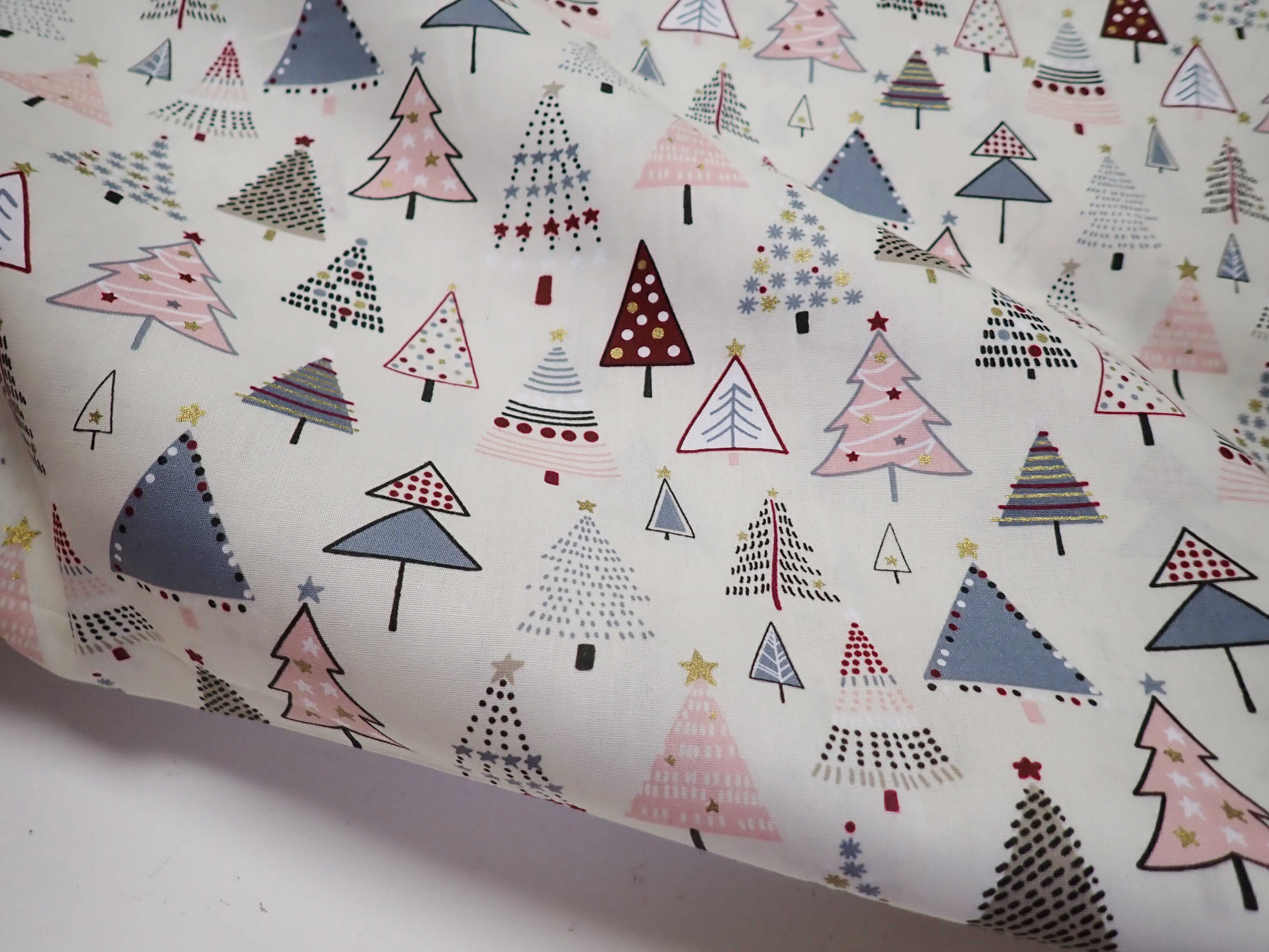 LÁTKA - VÁNOČNÍ - STROMEČKY