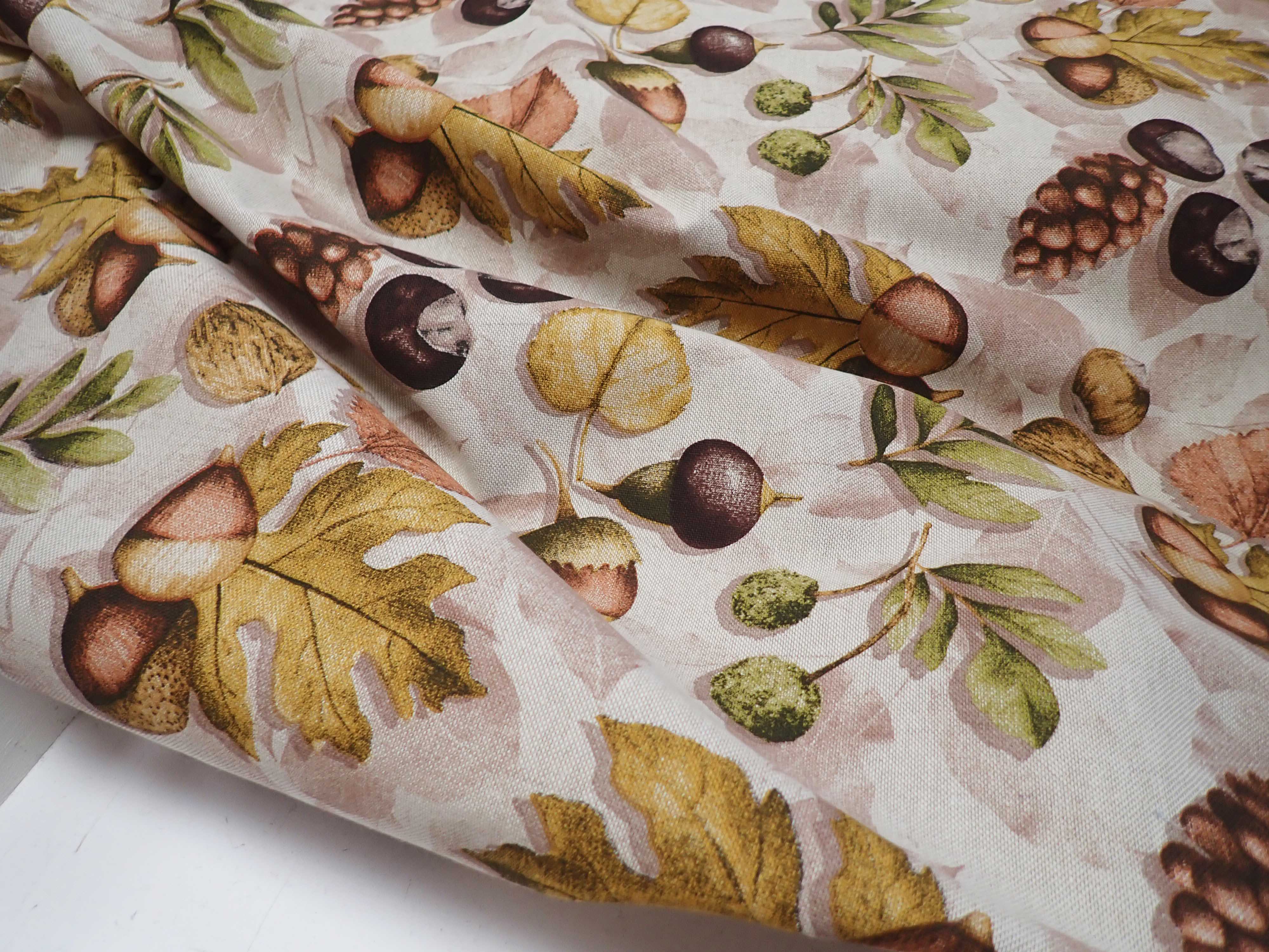 LÁTKA - REŽNÁ - FOTOTISK - LISTY + ŽALUDY + KAŠTANY