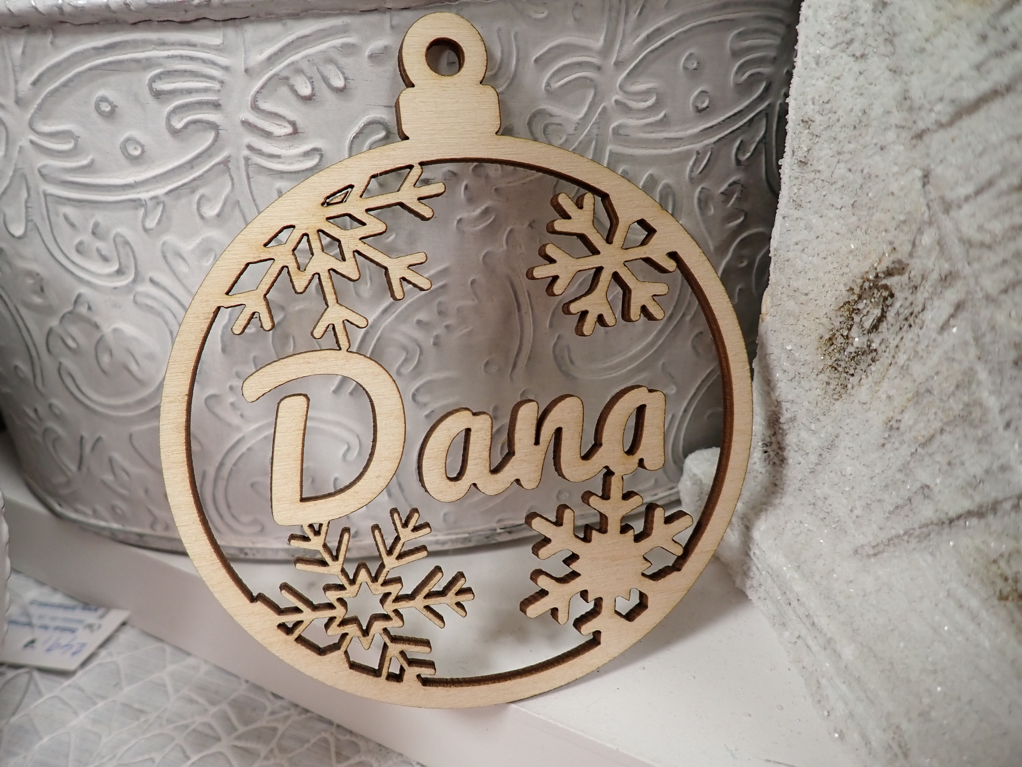 NÁPIS - KOULIČKA - DANA