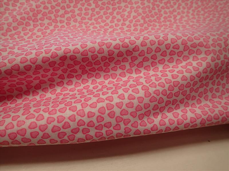 LÁTKA - RŮŽOVÁ SRDÍČKA